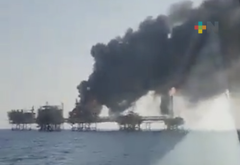 Controla Pemex conato de incendio en la plataforma Akal-B en la Sonda de Campeche